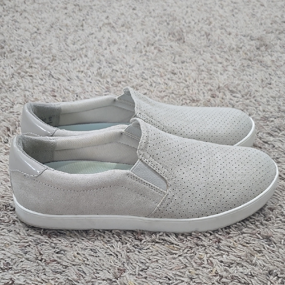 Women's Light Tan Slip-On Shoes